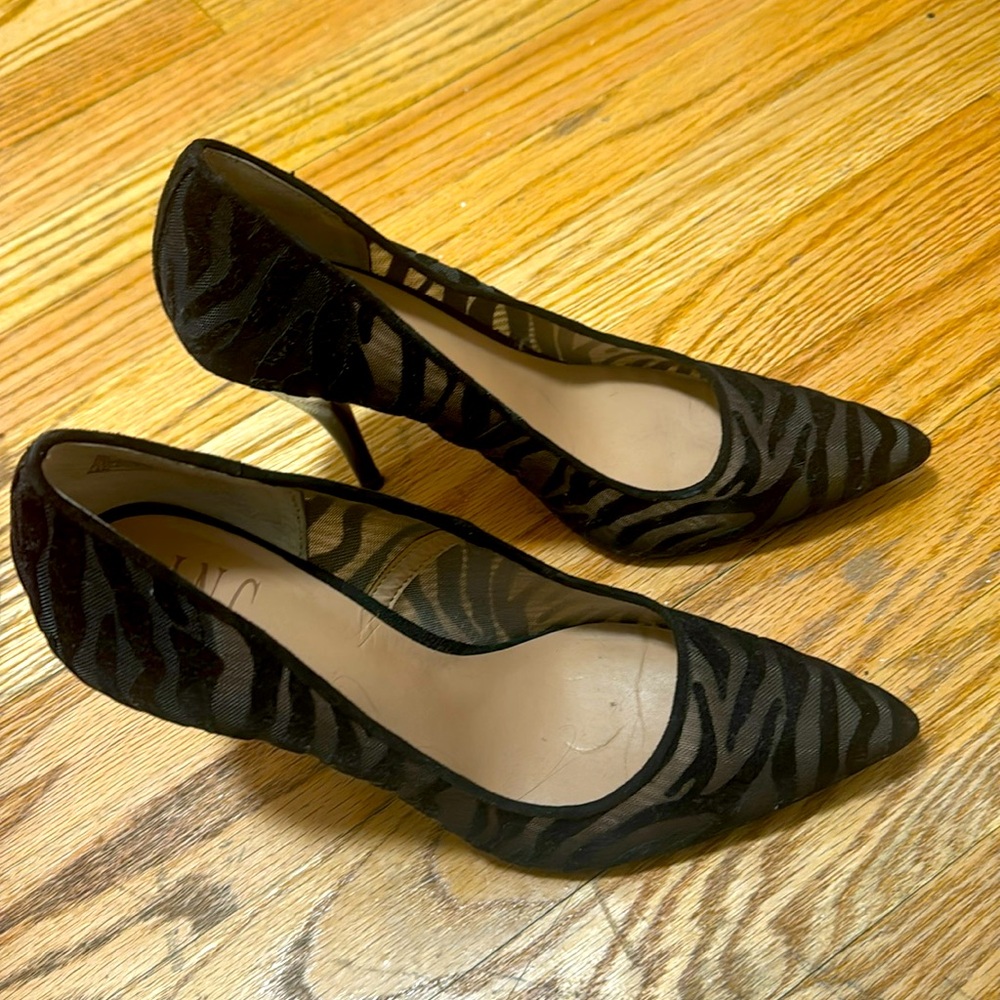 INC women’s pump heels size 7.5 in black
